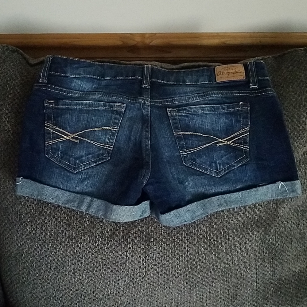 Shorts - Picture 3 of 3